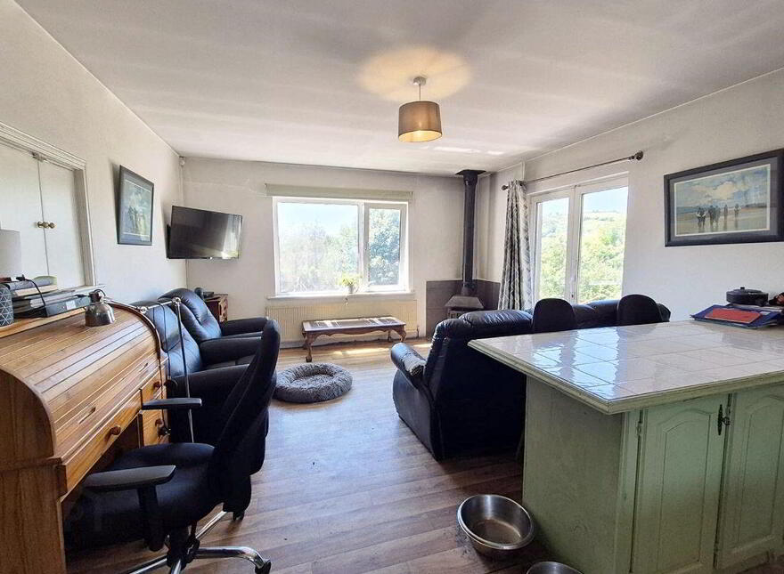 Ballinacarriga, Dunmanway, P47W242