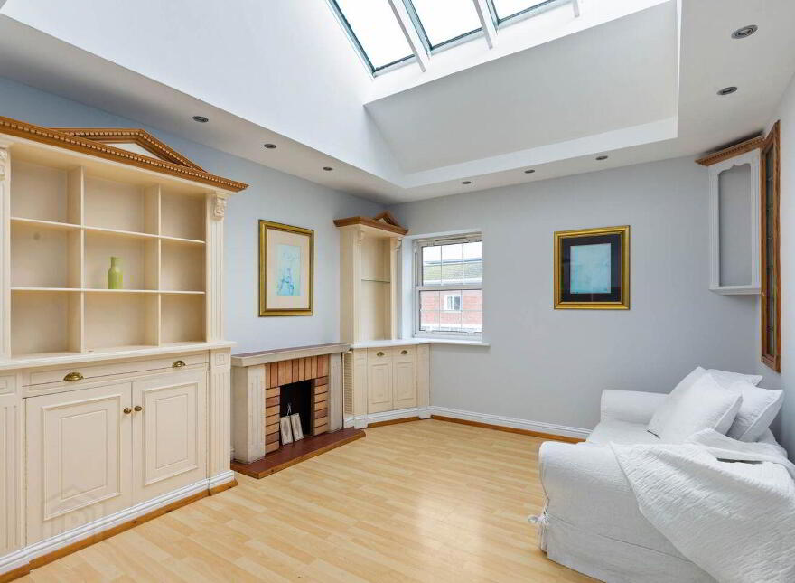 138 Custom Hall, Gardiner Srteet Lower, Dublin 1, D01KV29 photo