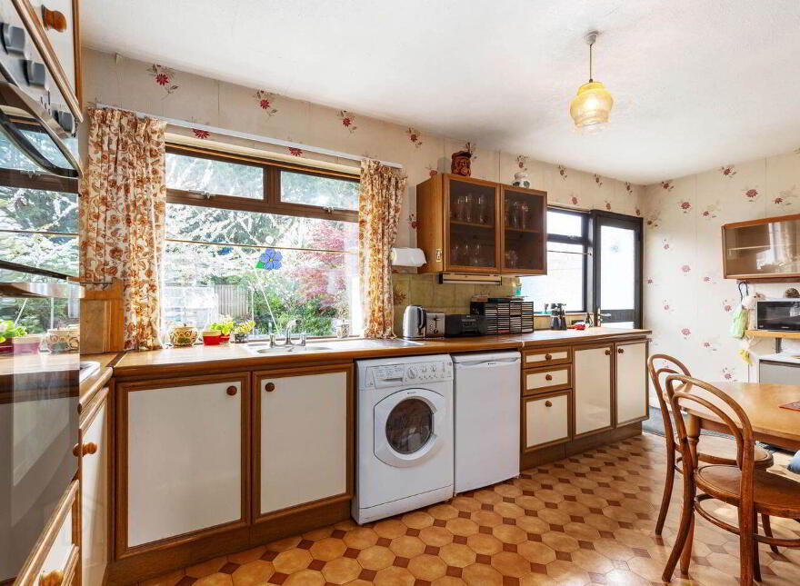 141 Barton Road East, Dundrum, D14A3C5