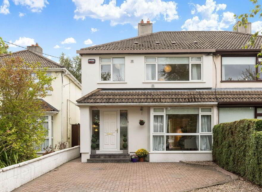 16 The Lawn, Woodpark, Ballinteer, D16TE81