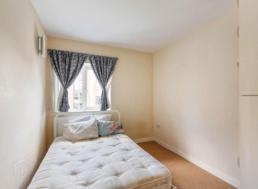12 Huband Court Percy Place, Dublin 4, D04WD23