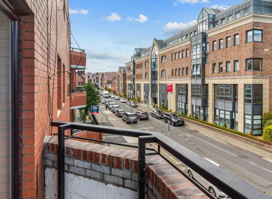 12 Huband Court Percy Place, Dublin 4, D04WD23