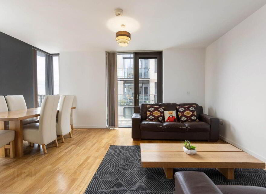 Apartment 55 B Smithfield Village, Smithfield, Smithfield, D07H368