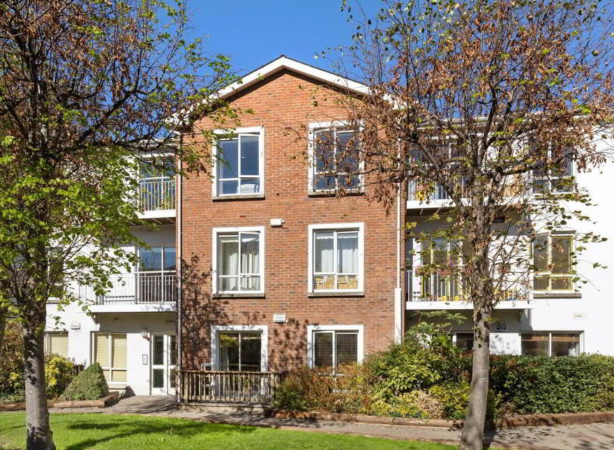 71 Saint James`s Wood South Circular Road, Kilmainham, Kilmainham, D08H2P2 photo