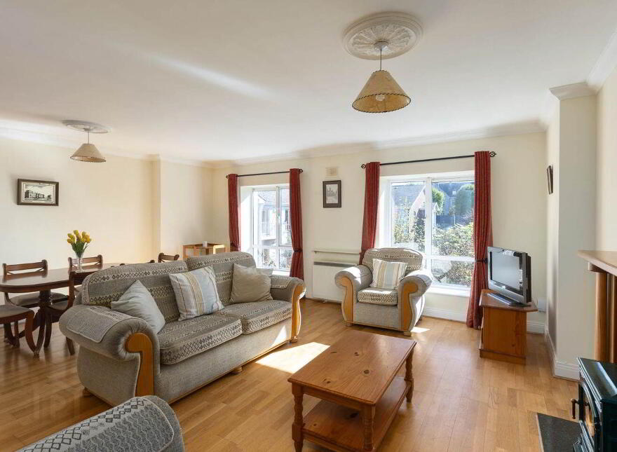 71 Saint James`s Wood South Circular Road, Kilmainham, Kilmainham, D08H2P2