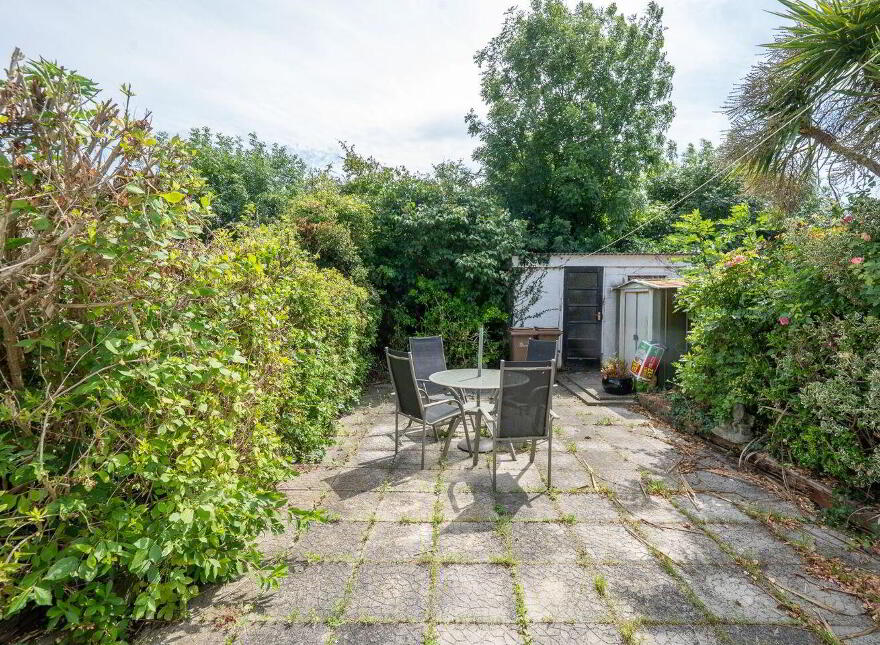 299 Landen Road, Ballyfermot, D10HX61