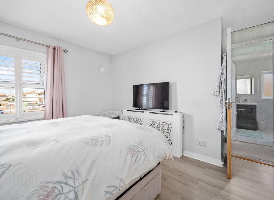 24 Croftwood Gardens, Cherry Orchard, D10A620