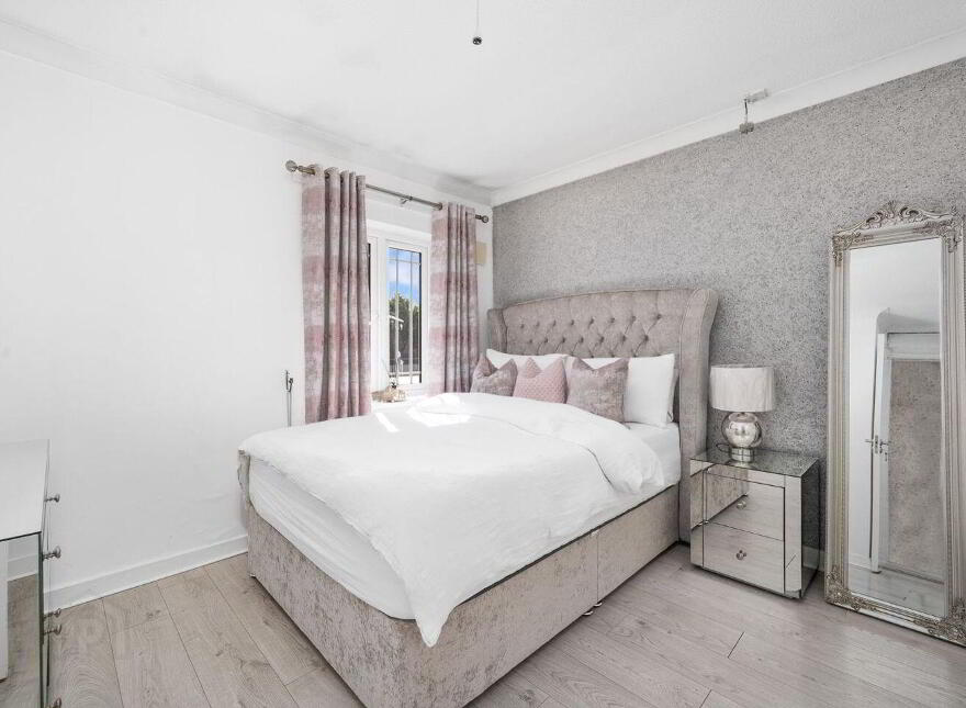 24 Croftwood Gardens, Cherry Orchard, D10A620