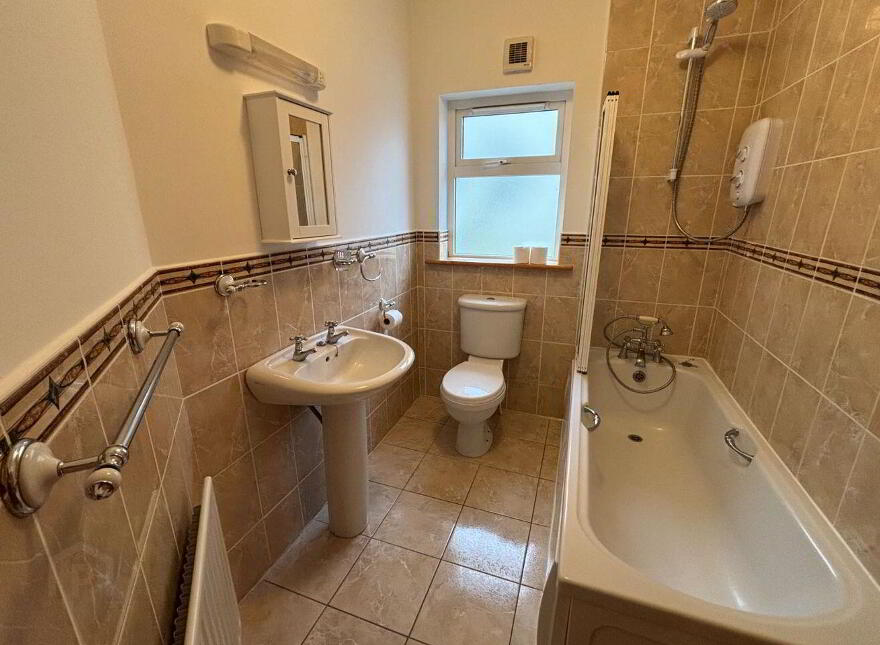 10 Carheen Ard, Caherlistrane, H91W5CY