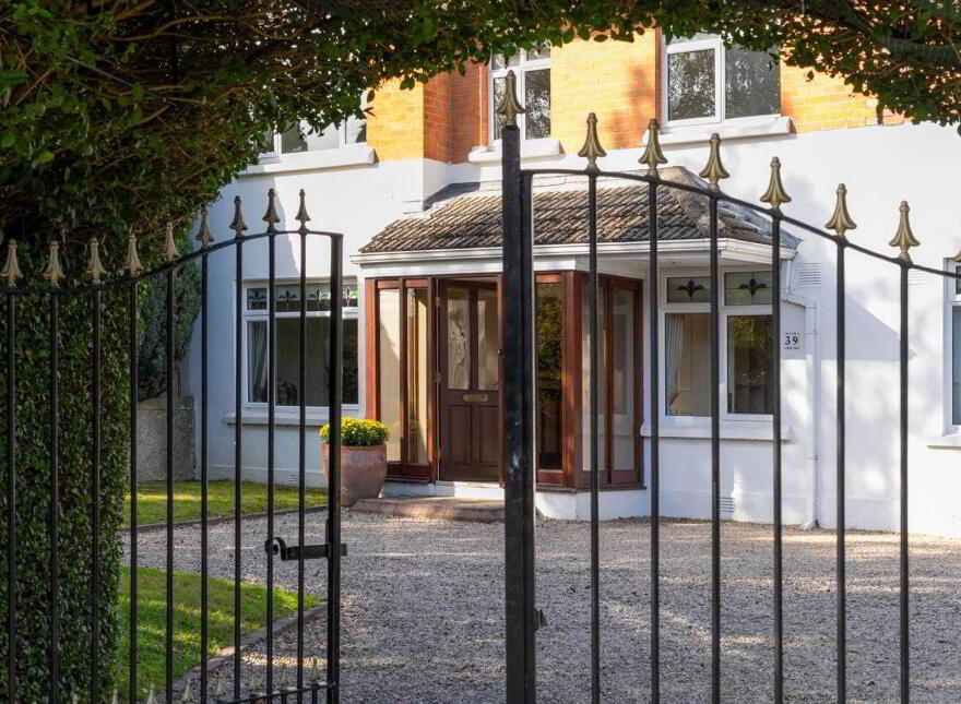 39 Priory Avenue, Blackrock, Blackrock, A94HR53