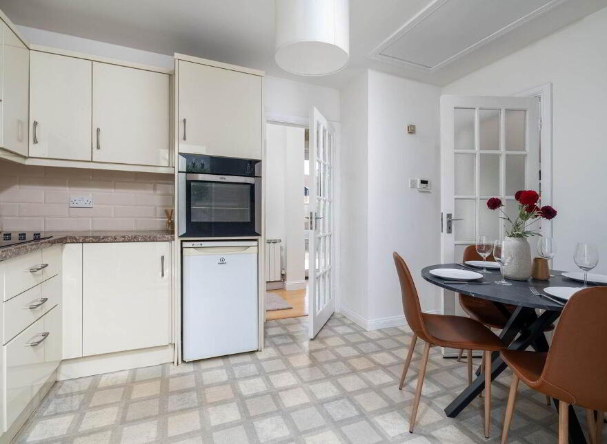 7 Rosemount Court, Rosemount Terrace, Booterstown, A94FP99