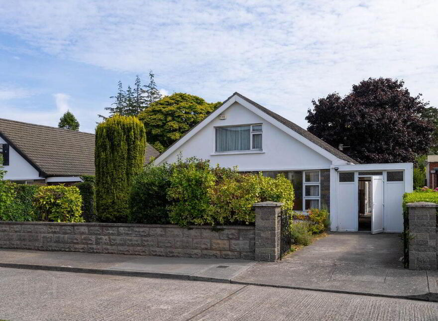 4 Grove Lawn, Blackrock, Blackrock, A94A4C4