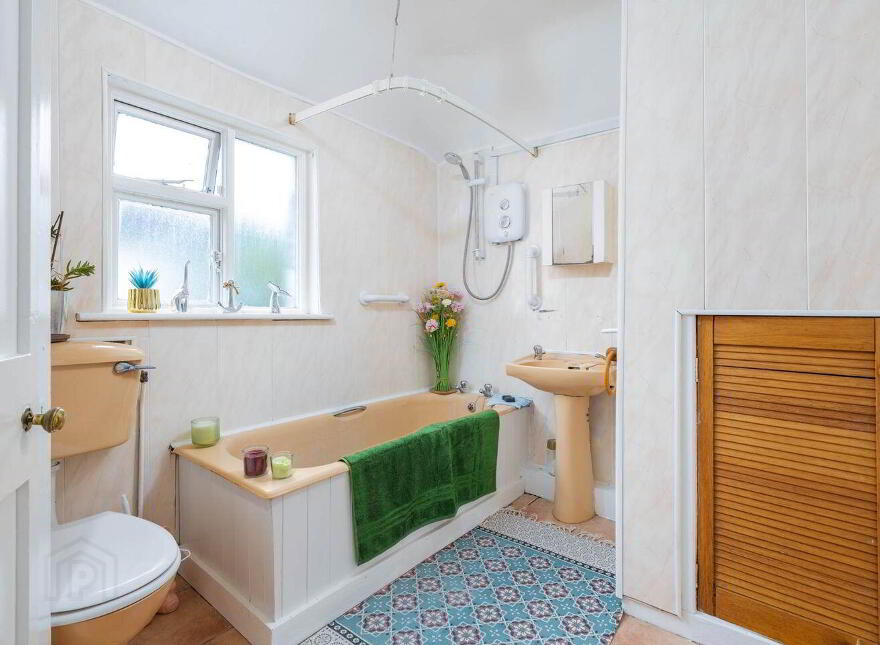 100 Mulvey Park, Dundrum, Dundrum, D14HX26