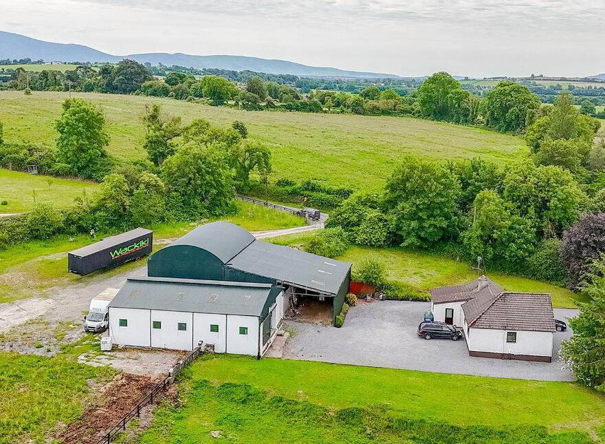 Kilgreaney Stables, Kilgreaney, Bagenalstown, R21W668