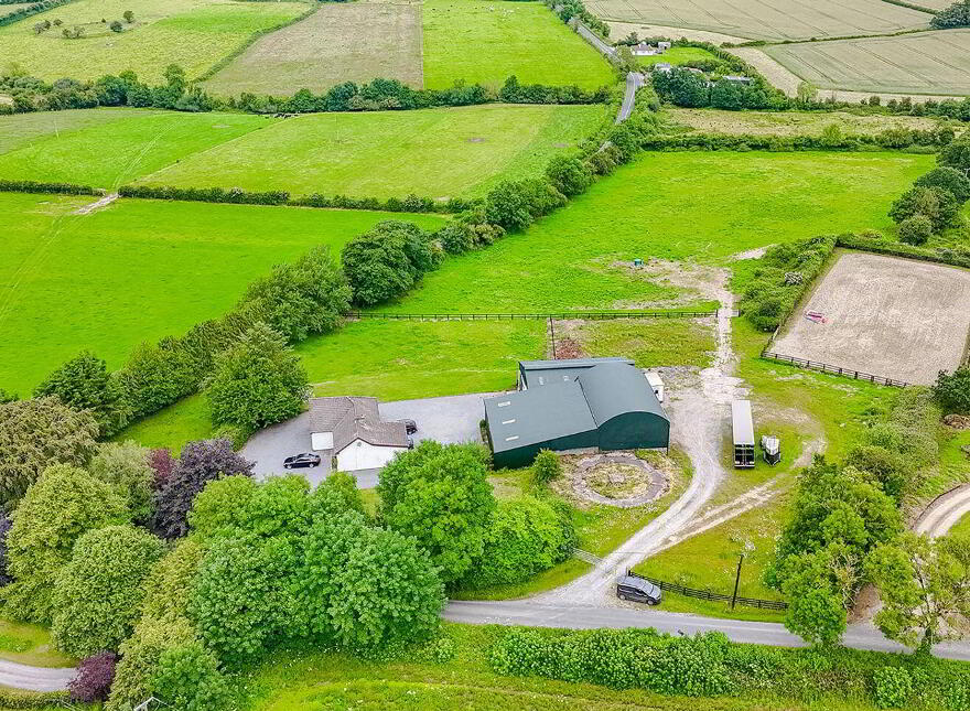 Kilgreaney Stables, Kilgreaney, Bagenalstown, R21W668