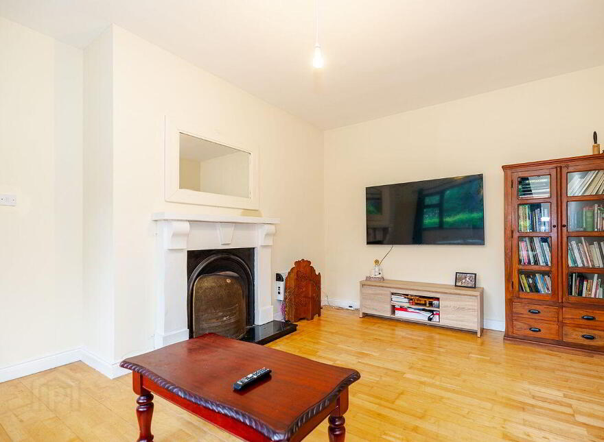 Kilgreaney Stables, Kilgreaney, Bagenalstown, R21W668