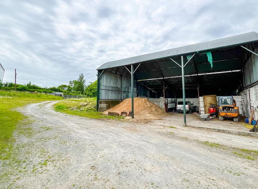 Kilgreaney Stables, Kilgreaney, Bagenalstown, R21W668