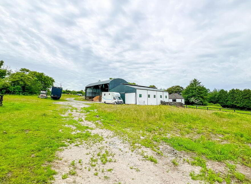 Kilgreaney Stables, Kilgreaney, Bagenalstown, R21W668