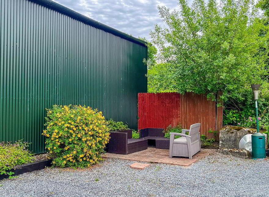 Kilgreaney Stables, Kilgreaney, Bagenalstown, R21W668