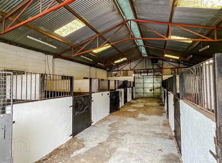 Kilgreaney Stables, Kilgreaney, Bagenalstown, R21W668