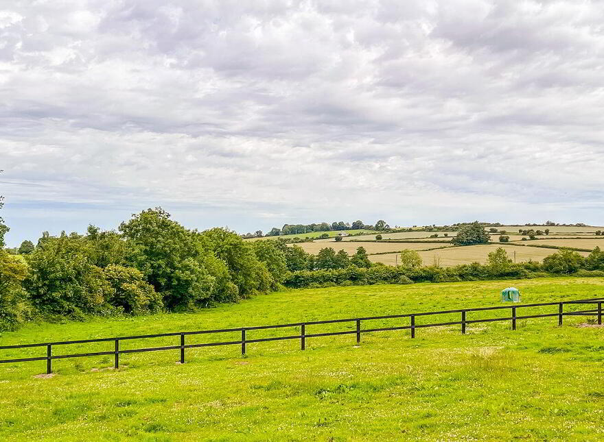Kilgreaney Stables, Kilgreaney, Bagenalstown, R21W668
