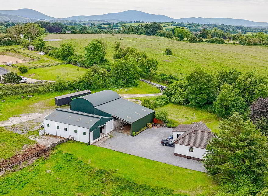 Kilgreaney Stables, Kilgreaney, Bagenalstown, R21W668