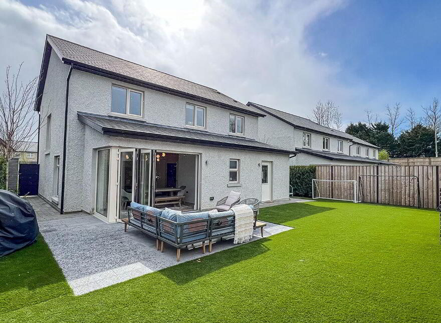 23 Long Meadows, Sion Road, Kilkenny, R95HXW2