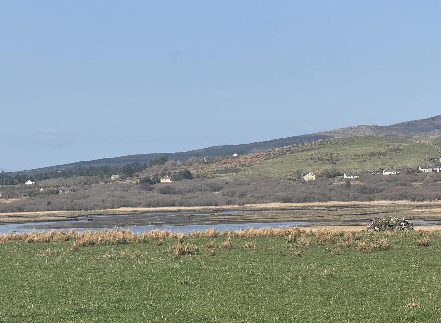 Ref, 1170 Old Cottage/ Ruin, Murreagh, Waterville