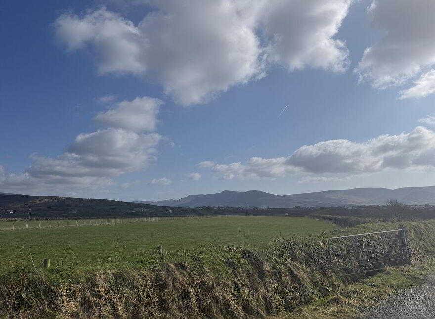 Ref, 1170 Old Cottage/ Ruin, Murreagh, Waterville