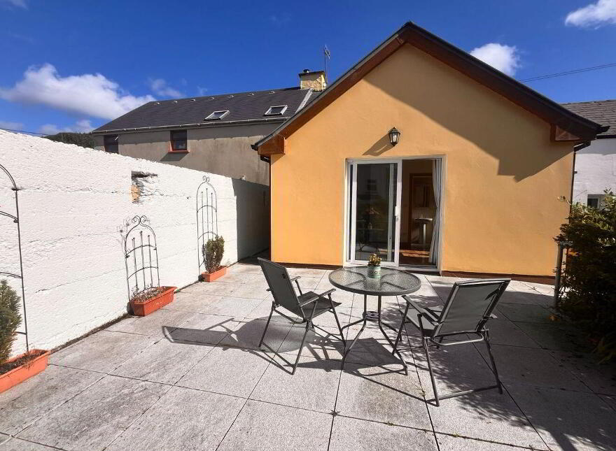1 Mountain View, East End, Cahersiveen, V23PD74