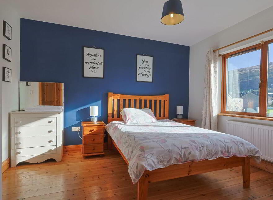 2 Marina Walk, Cahersiveen, V23VN36