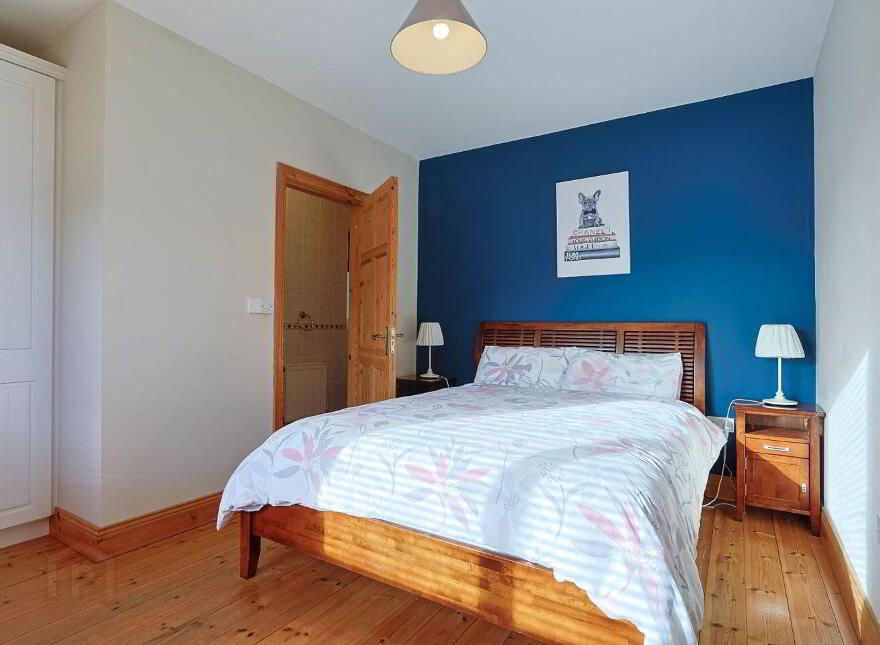 2 Marina Walk, Cahersiveen, V23VN36