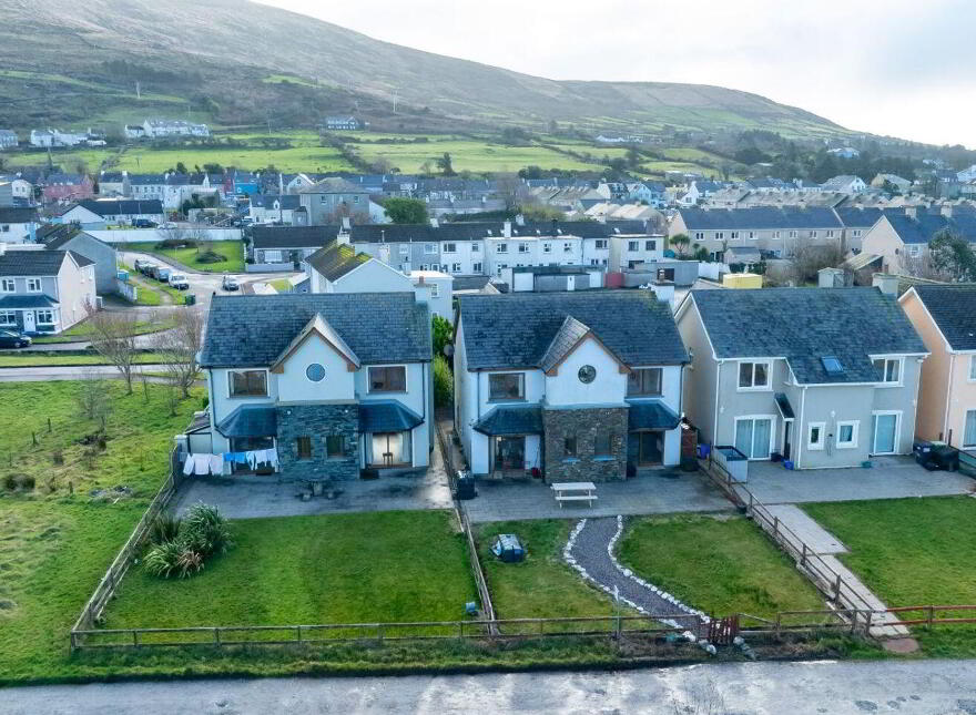 2 Marina Walk, Cahersiveen, V23VN36