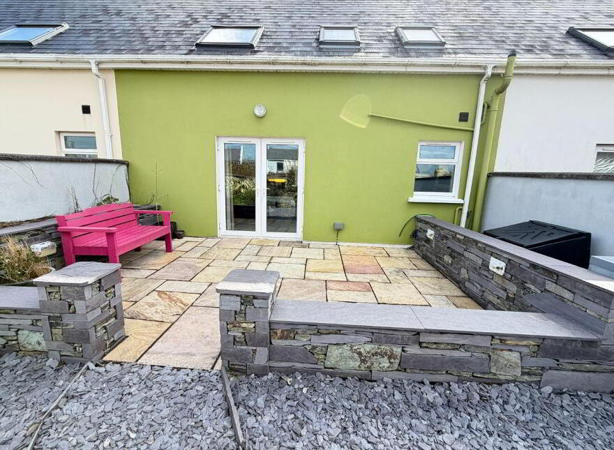 2 Chapel Field, Dungeagan, Ballinskelligs, V23DX58