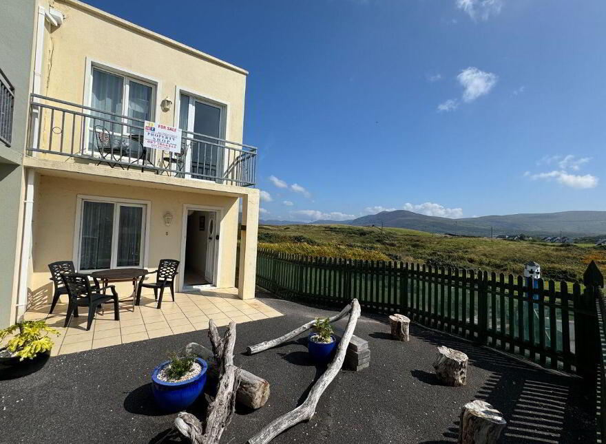 5 Centre Point Mews, Main Street, Waterville, V23X884