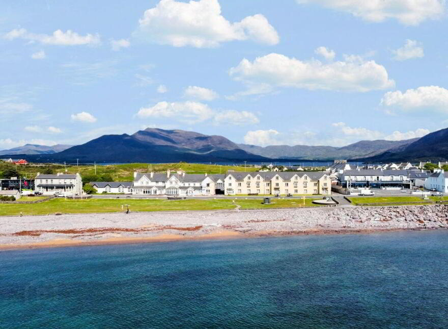 5 Centre Point Mews, Main Street, Waterville, V23X884