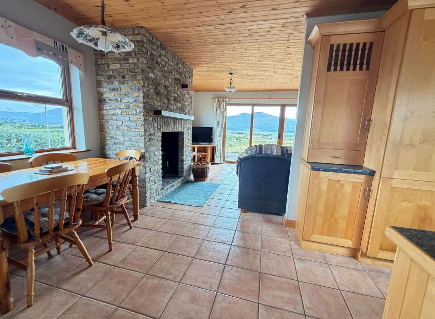 Beenbane, Waterville, V23F653