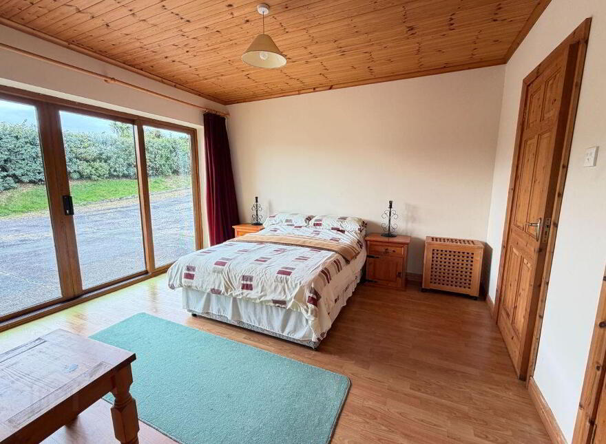 Beenbane, Waterville, V23F653
