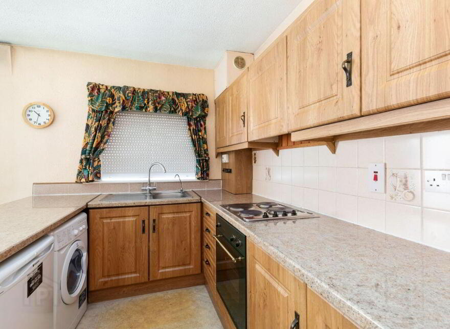 16 Park Drive Lawn, Castleknock, Castleknock, D15FP38