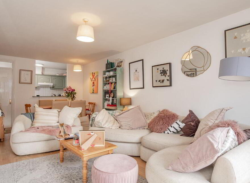 Apartment 16 Block A Smithfield Gate, North King Street, Dublin 7, D07