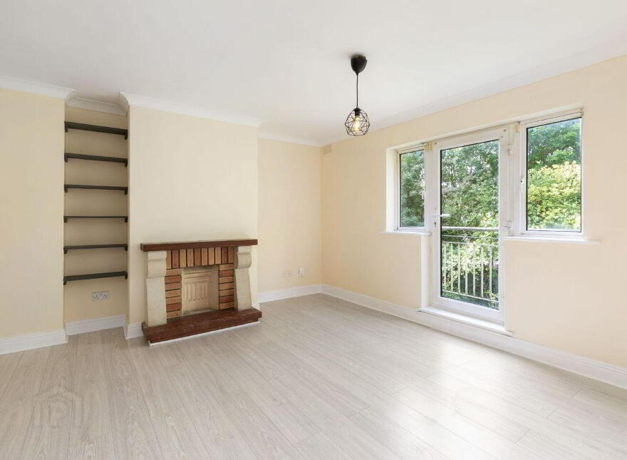Apartment 21 Tir Connell Grove, Dublin 8, D08V9VX