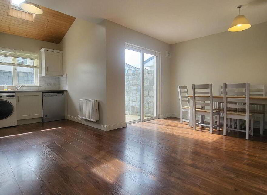 3 Lake Drive Mews, Lake Drive, Kilminchy, R32F24X