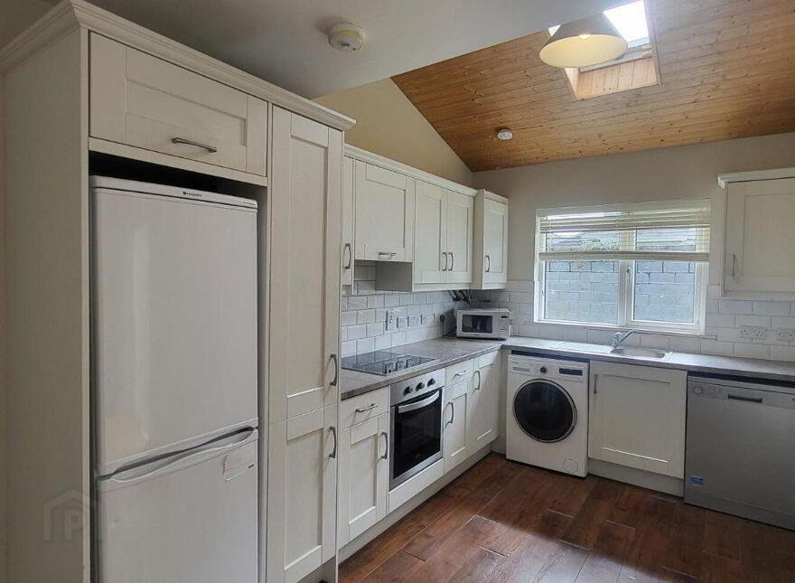 3 Lake Drive Mews, Lake Drive, Kilminchy, R32F24X
