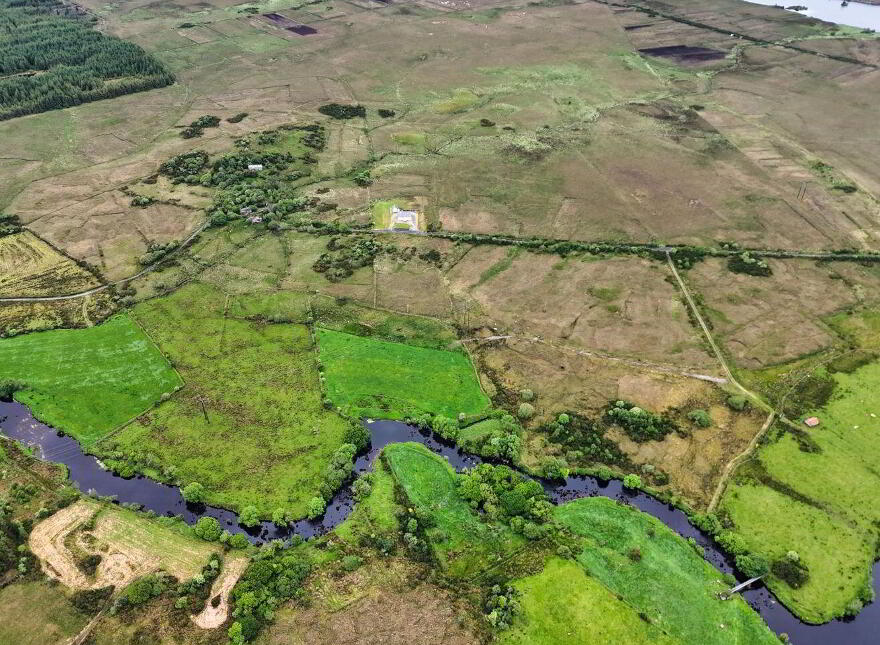 Tullyard, Glenties