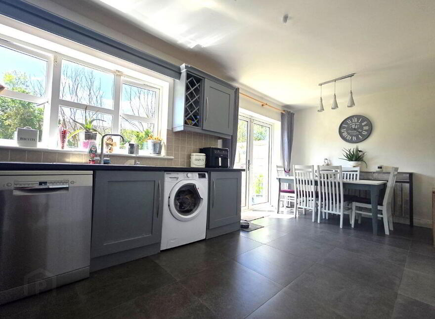 75 The Fairways, Ballyroan Road, Abbeyleix, R32E261