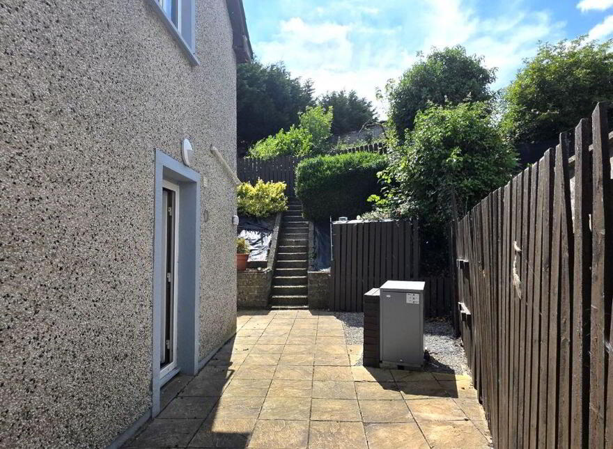 17 Cartron Drive, Athlone, N37CC97