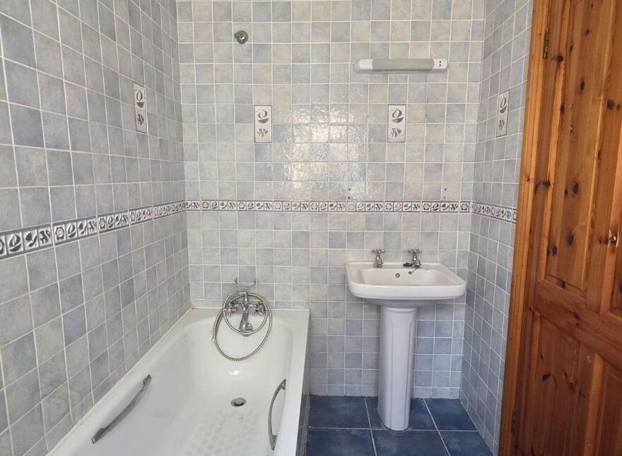 97 Whitefields, Portarlington, R32A263