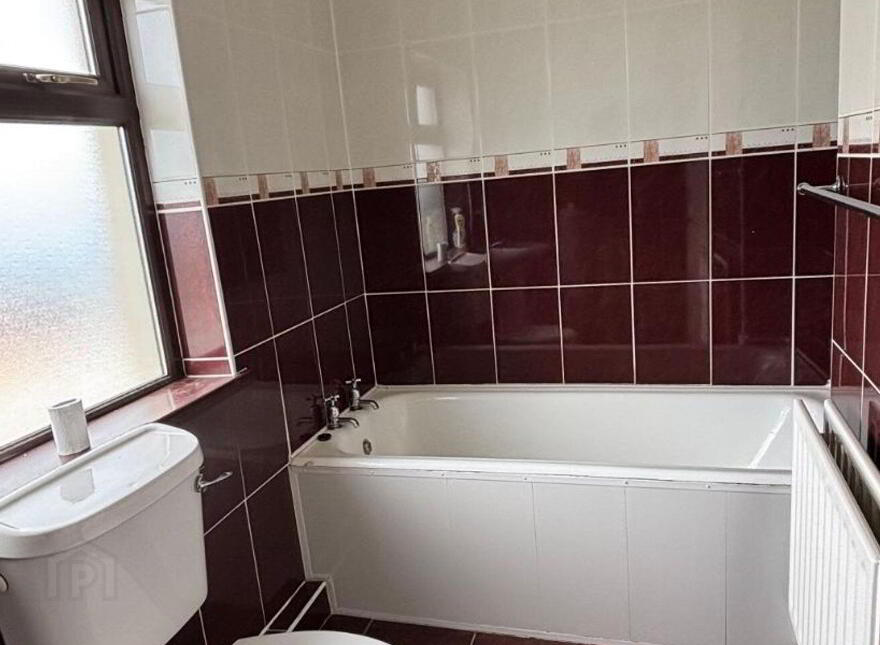 Upper Barrack Street, Belmullet, F26WY84