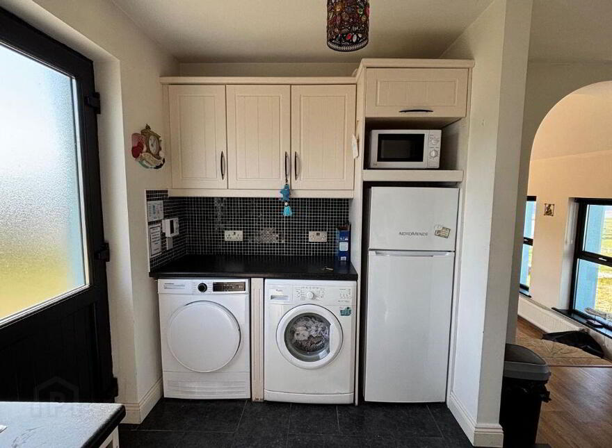 Faulmore, Fallmore, Fallmore, F26T2P6
