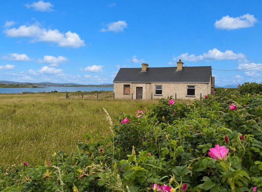 Emlybeg South, Binghamstown, An Geata Mor, F26C6N4 photo